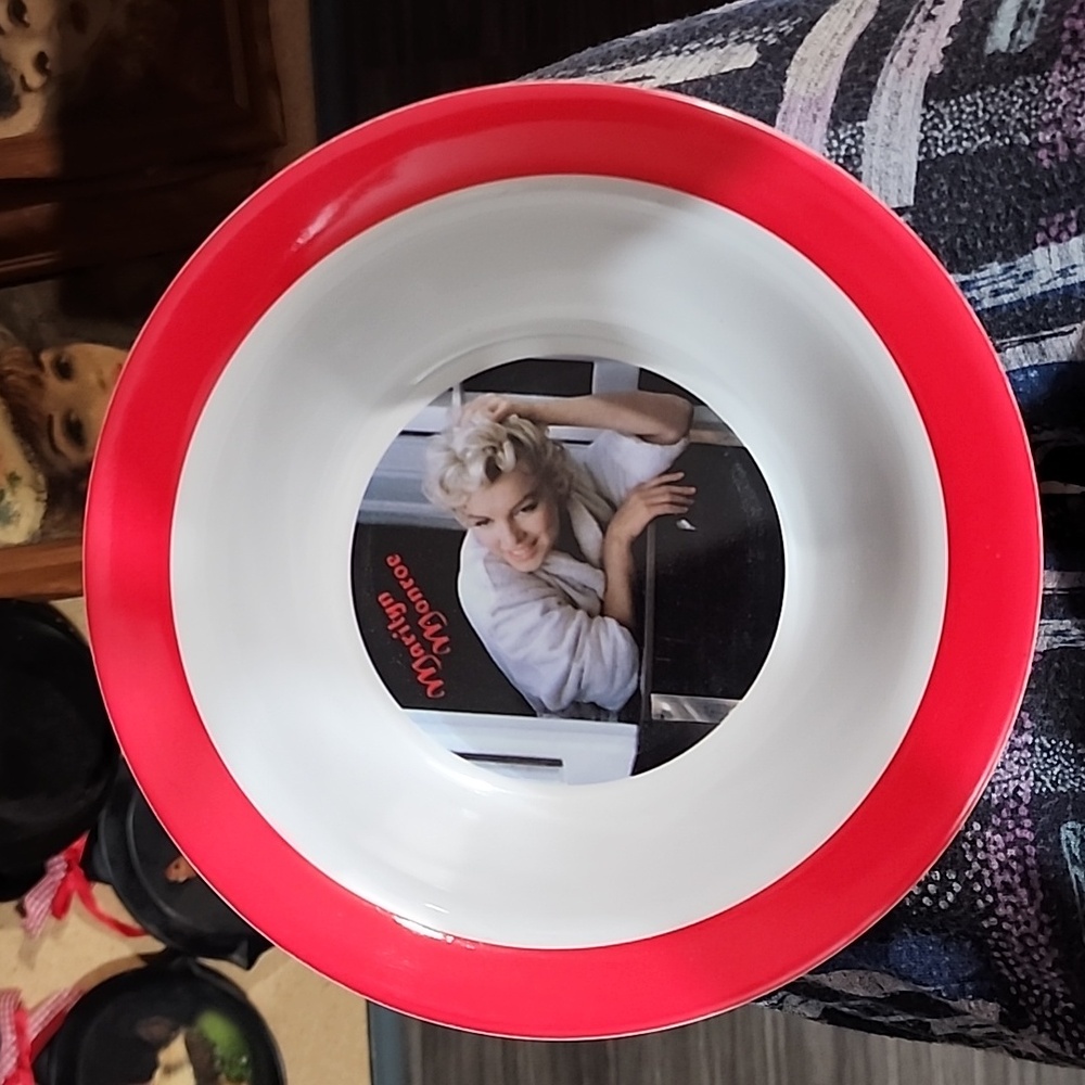 Marilyn Monroe Bowls